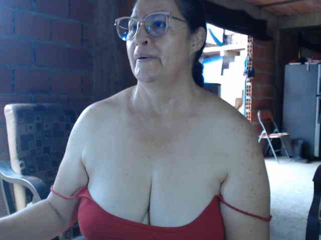 rouseehotglad webcam