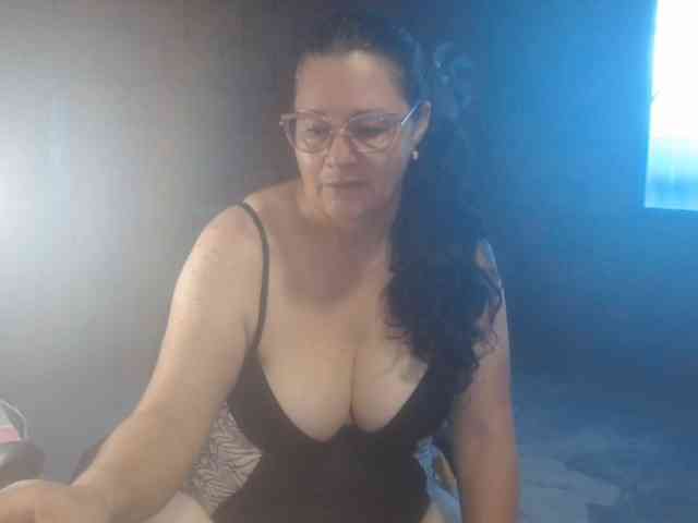 rouseehotglad webcam