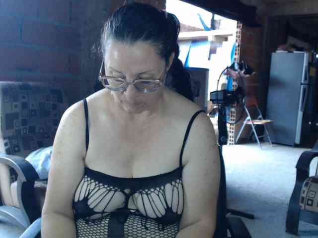 rouseehotglad webcam