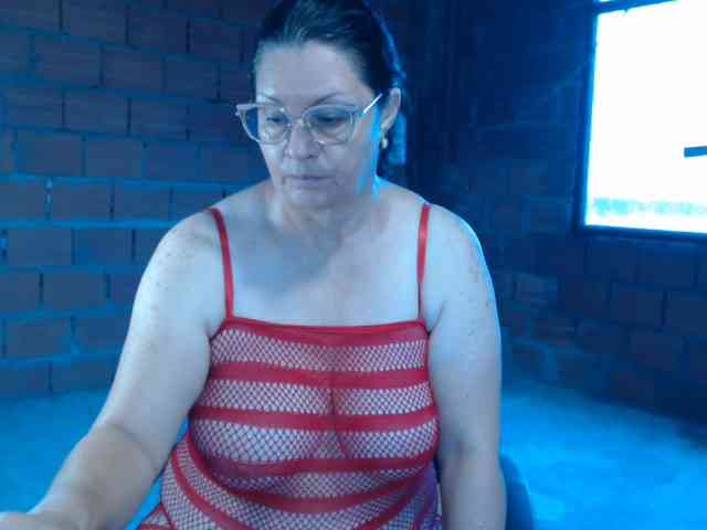rouseehotglad webcam