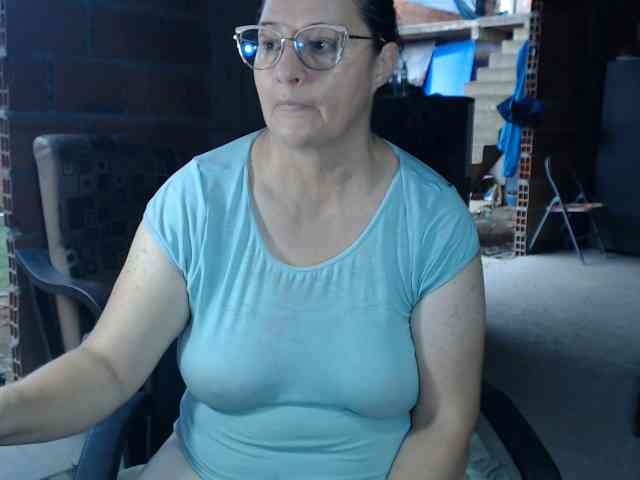 rouseehotglad webcam