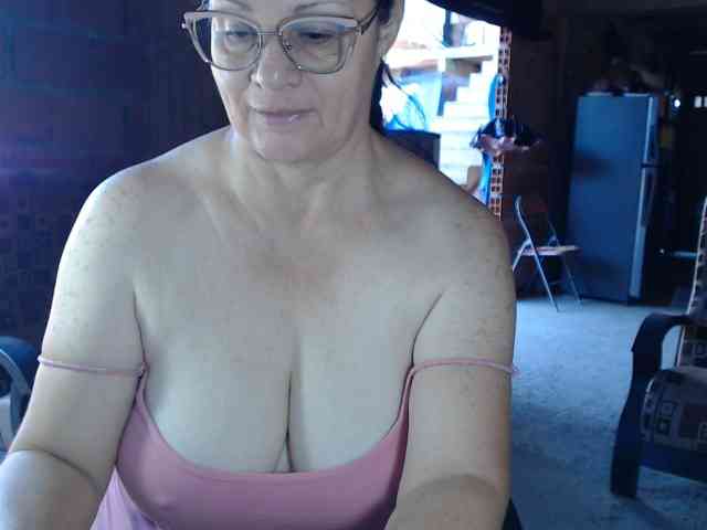 rouseehotglad webcam