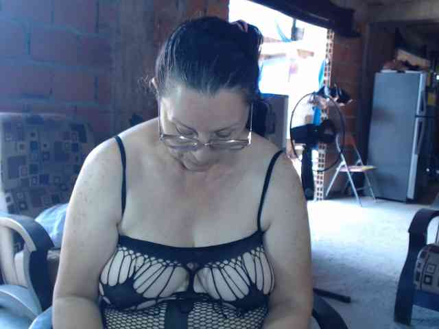 rouseehotglad webcam