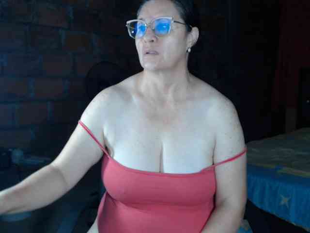 rouseehotglad webcam