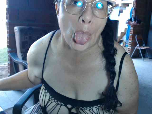 rouseehotglad webcam