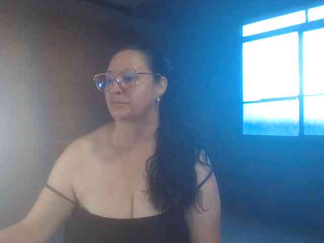 rouseehotglad webcam