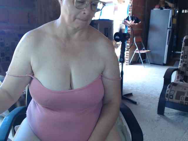 rouseehotglad webcam