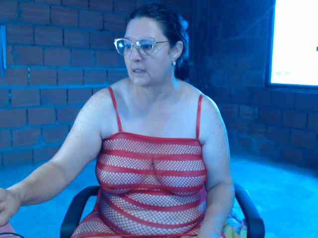 rouseehotglad webcam
