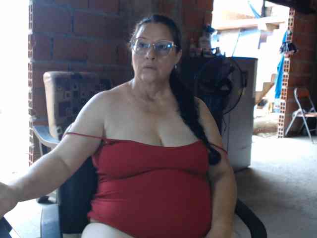 rouseehotglad webcam