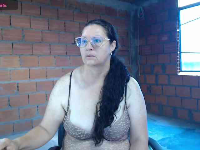 rouseehotglad webcam