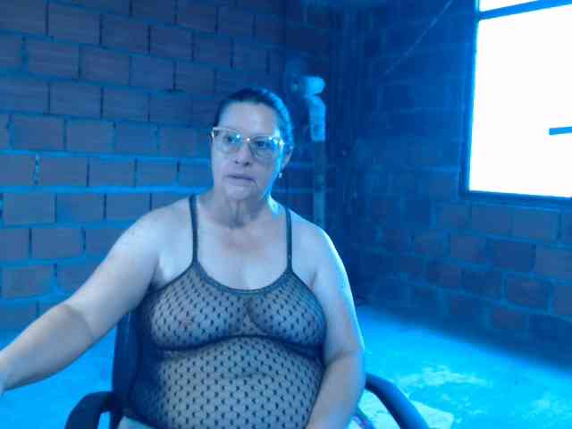 rouseehotglad webcam