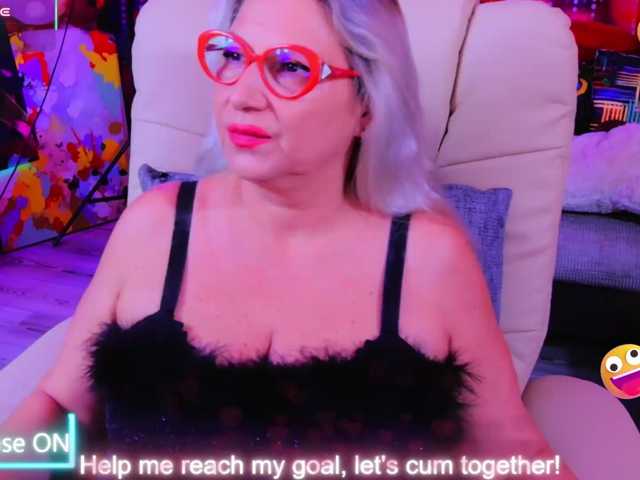 Lisabigtits live cam on BongaCams