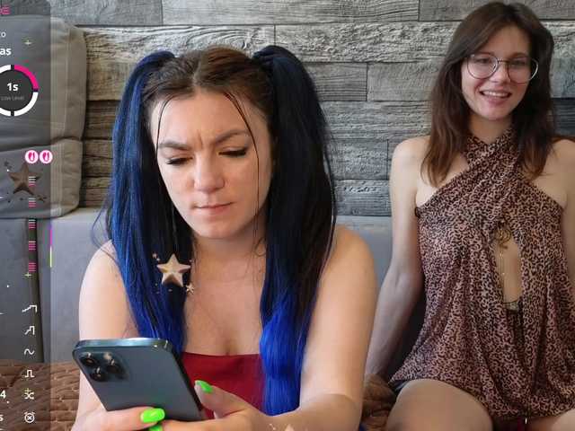 sosgirl1994 live cam on BongaCams