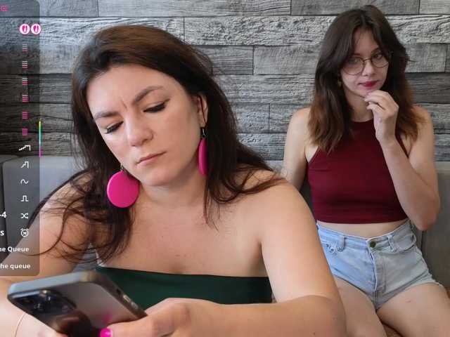 Sex chat gratuit in direct cu sosgirl1994 pe BongaCams
