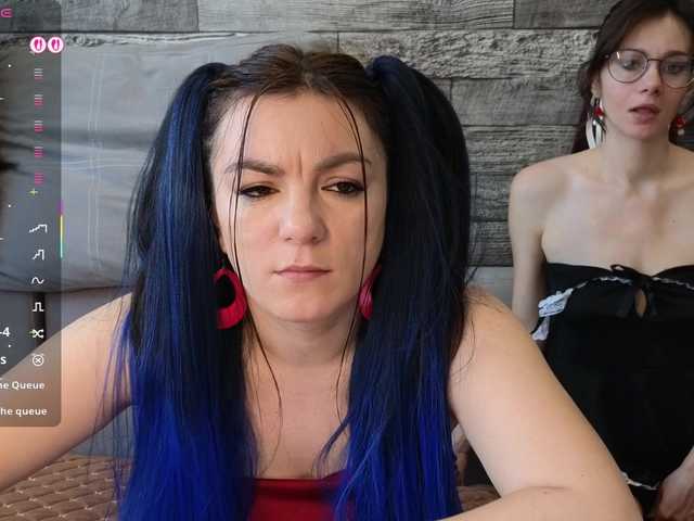 sosgirl1994 live cam on BongaCams