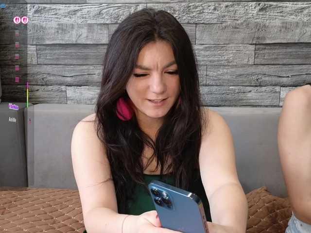 sosgirl1994's BongaCams show and profile