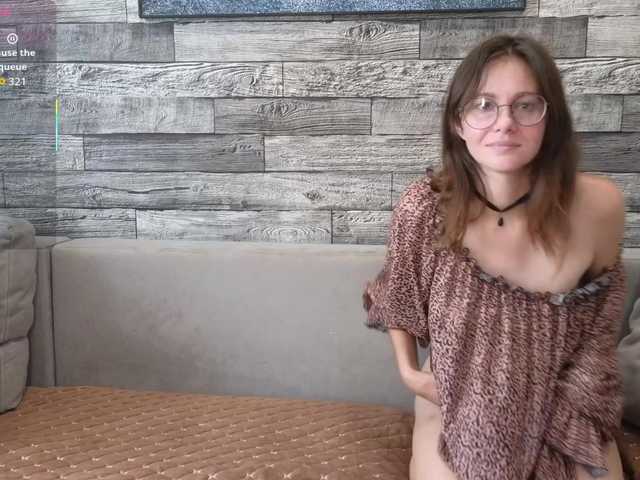 sosgirl1994 live show
