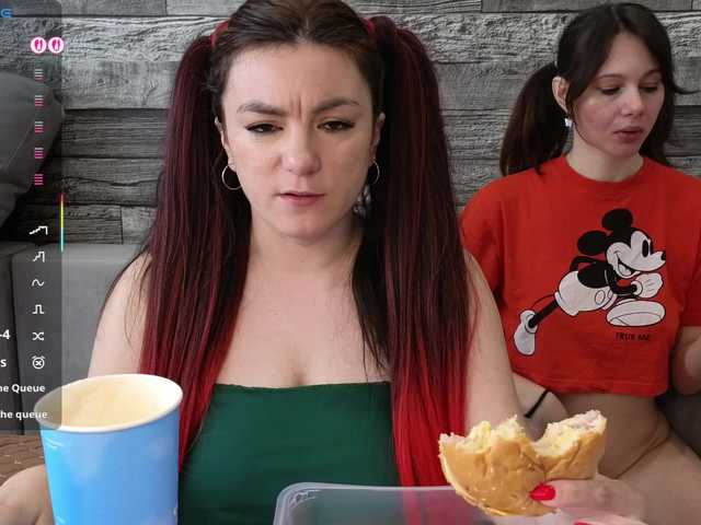 Sex chat gratuit in direct cu sosgirl1994 pe BongaCams