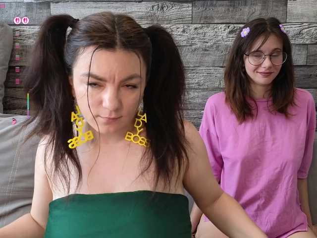 sosgirl1994 live cam on BongaCams