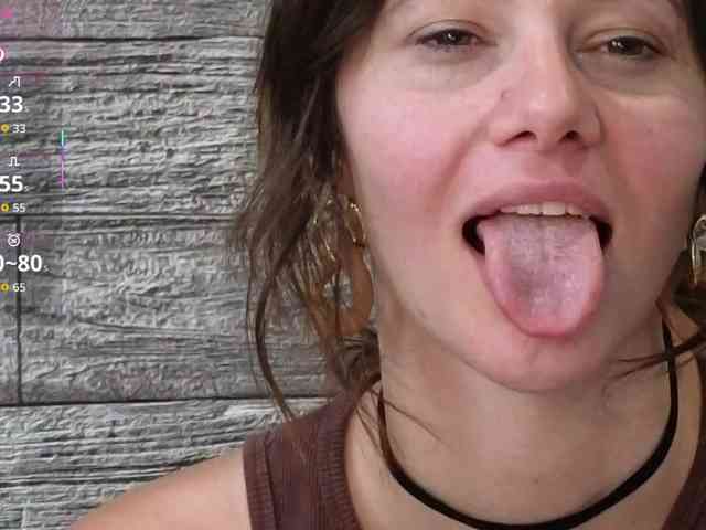 sosgirl1994 Live Webcam on BongaCams