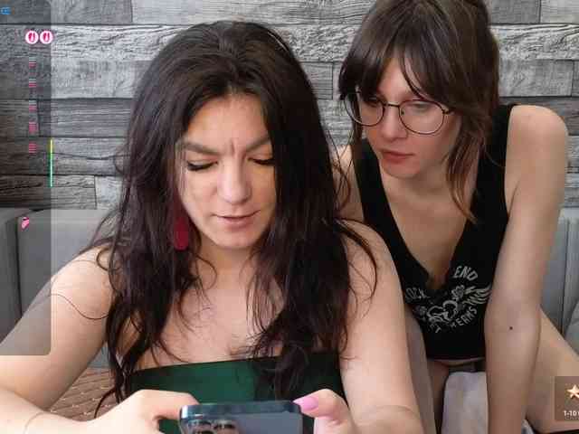 sosgirl1994 live show