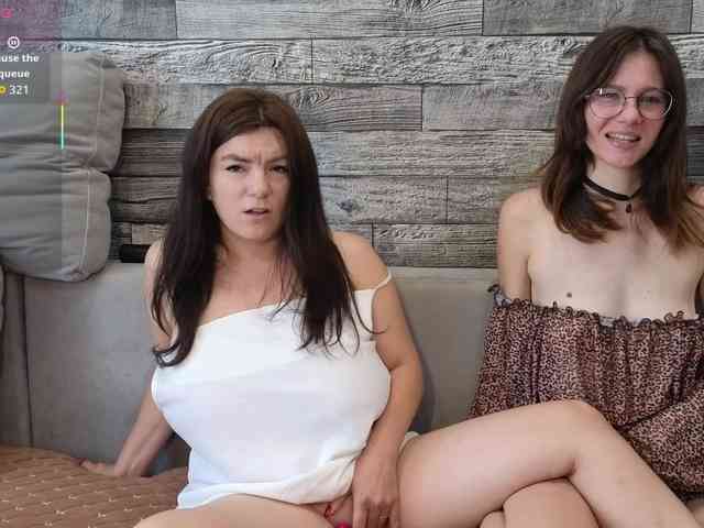 sosgirl1994 Live Webcam on BongaCams