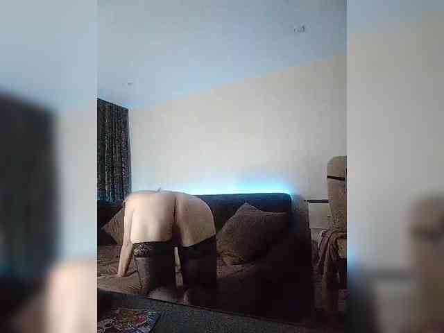 _-ANNA-_ webcam
