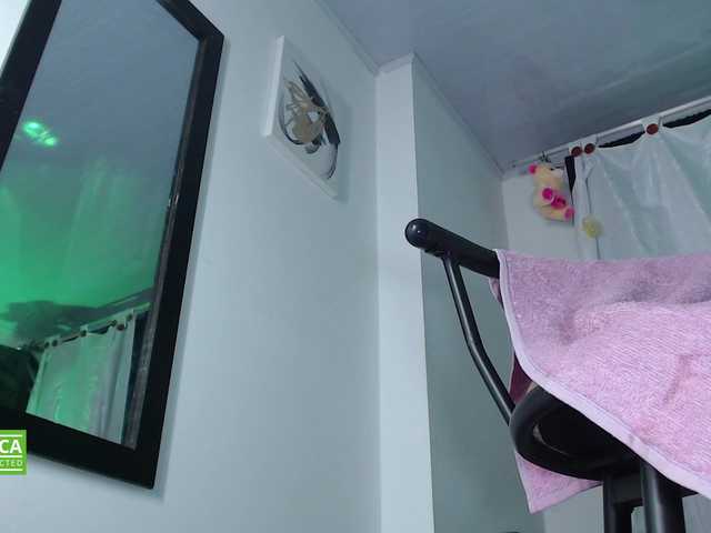 valenpretty live cam on BongaCams