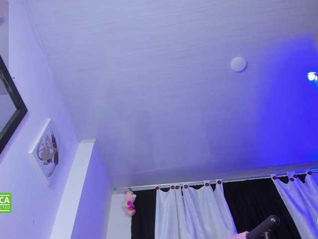 valenpretty live cam on BongaCams