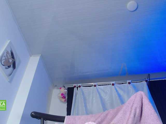 valenpretty live cam on BongaCams