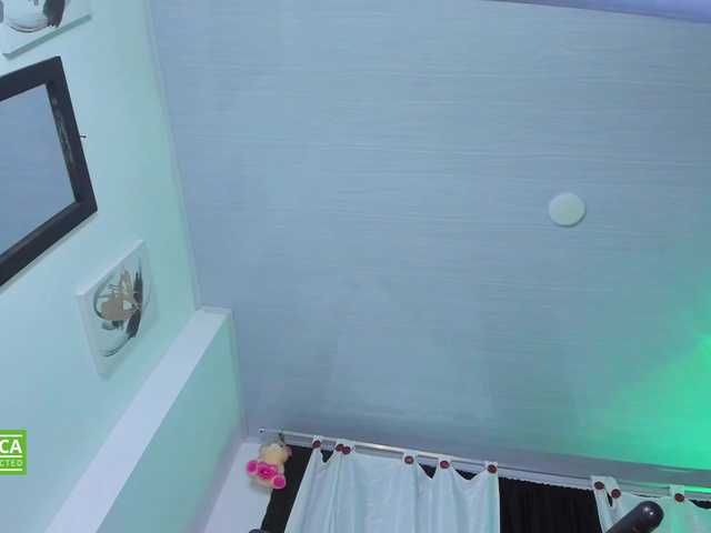 valenpretty live cam on BongaCams