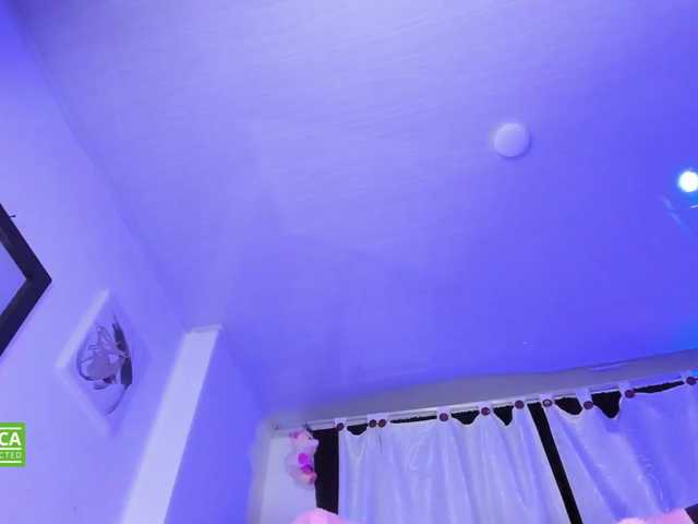 valenpretty live cam on BongaCams