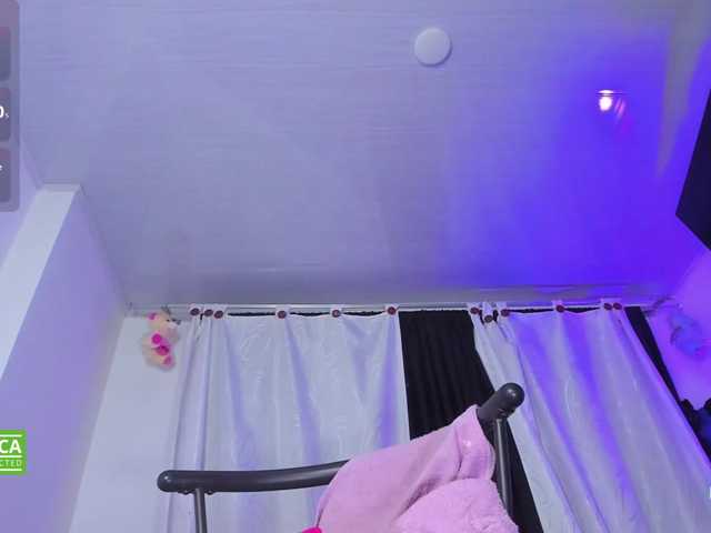 valenpretty live cam on BongaCams