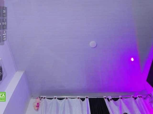 valenpretty live cam on BongaCams