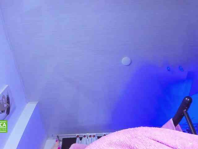 valenpretty webcam