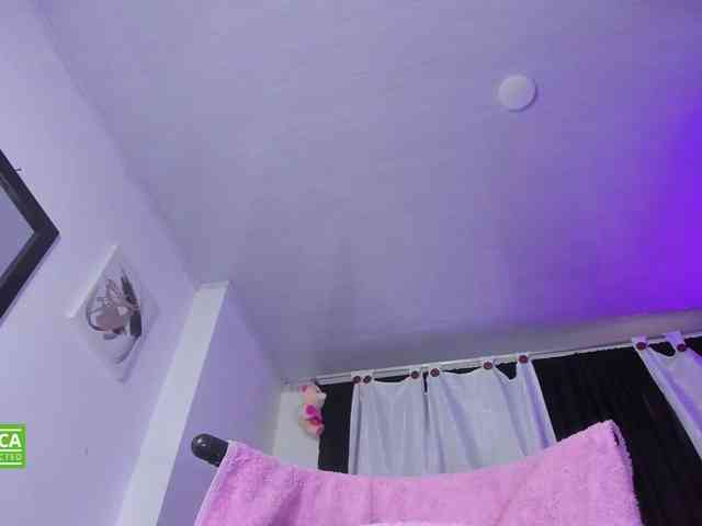 valenpretty webcam