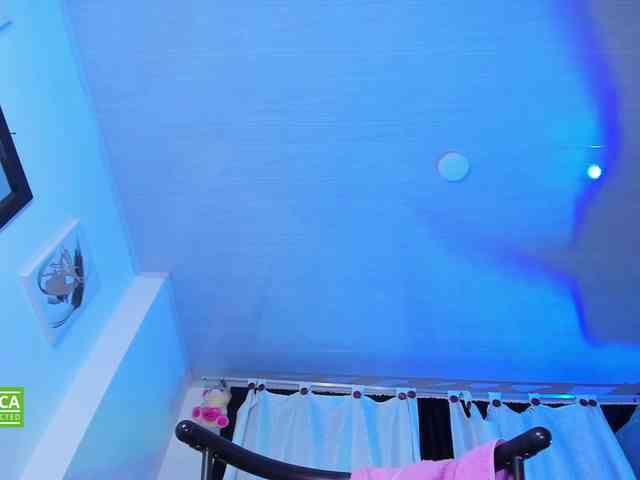 valenpretty webcam