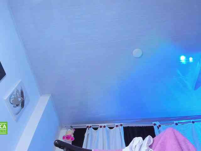 valenpretty webcam
