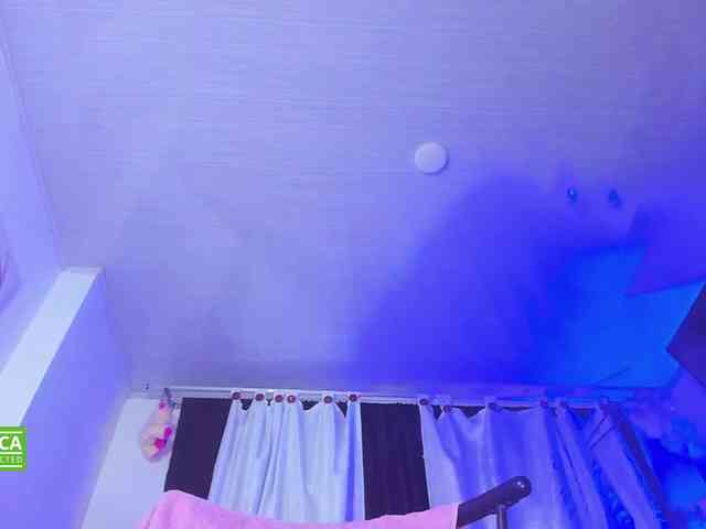 valenpretty webcam