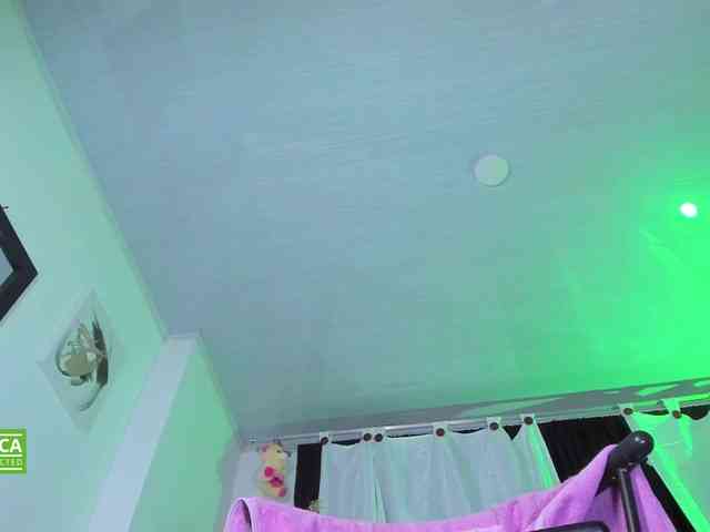 valenpretty webcam