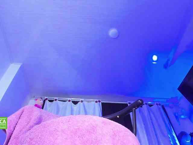 valenpretty webcam