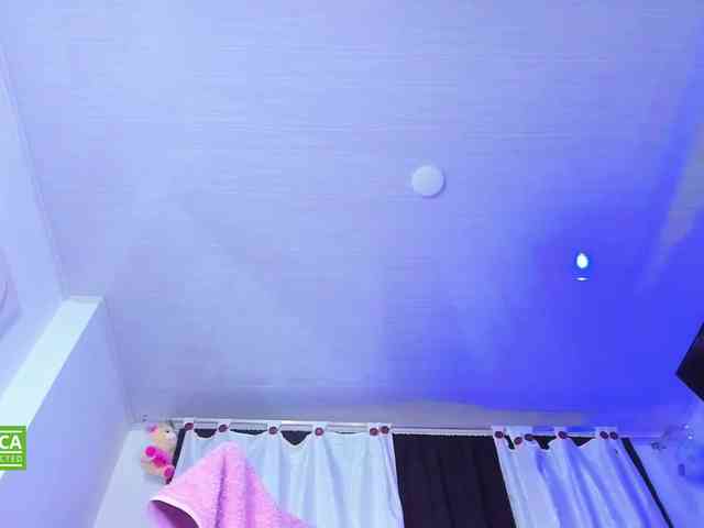 valenpretty webcam