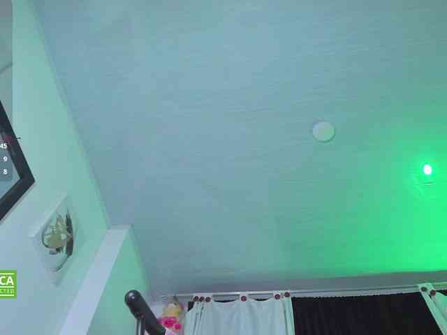valenpretty webcam