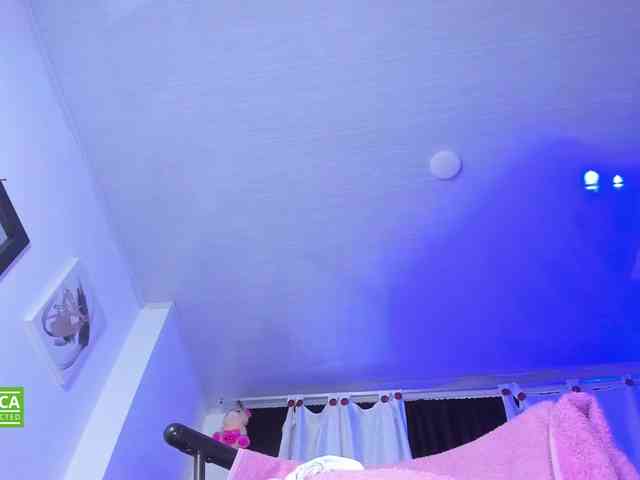 valenpretty webcam