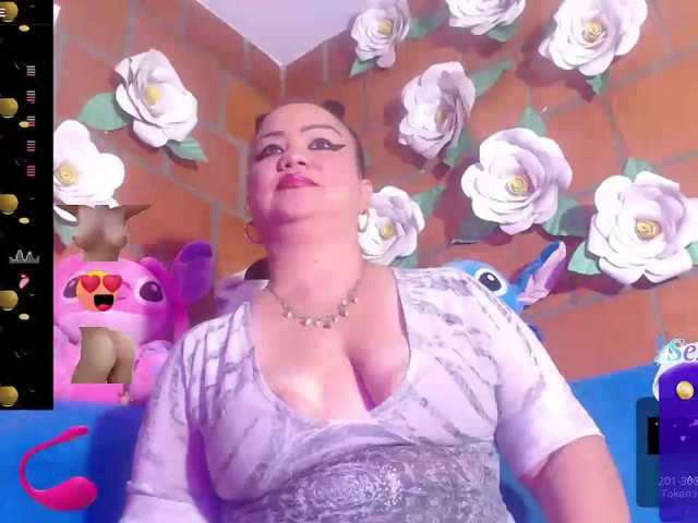 IngritBitch, live now on BongaCams