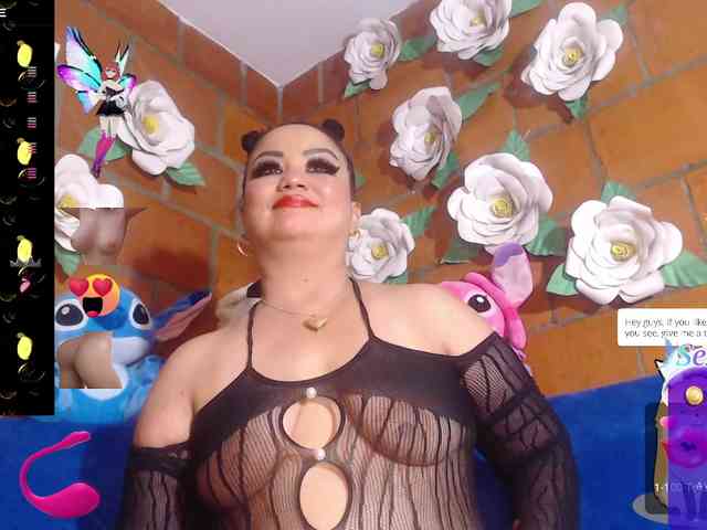 IngritBitch Live Webcam on BongaCams