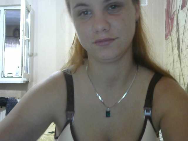Dollye live cam on BongaCams