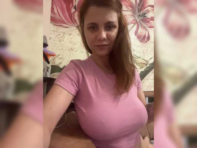 Dollye live webcam show