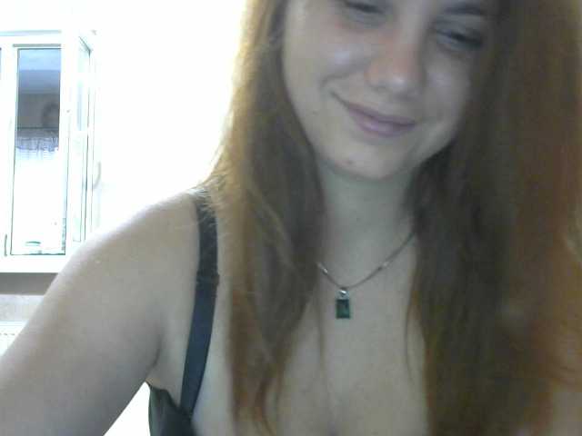 Dollye live cam on BongaCams