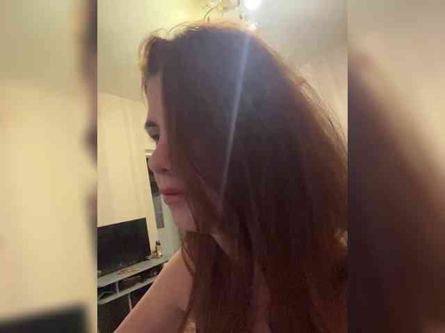 Dollye Sex Cam Show